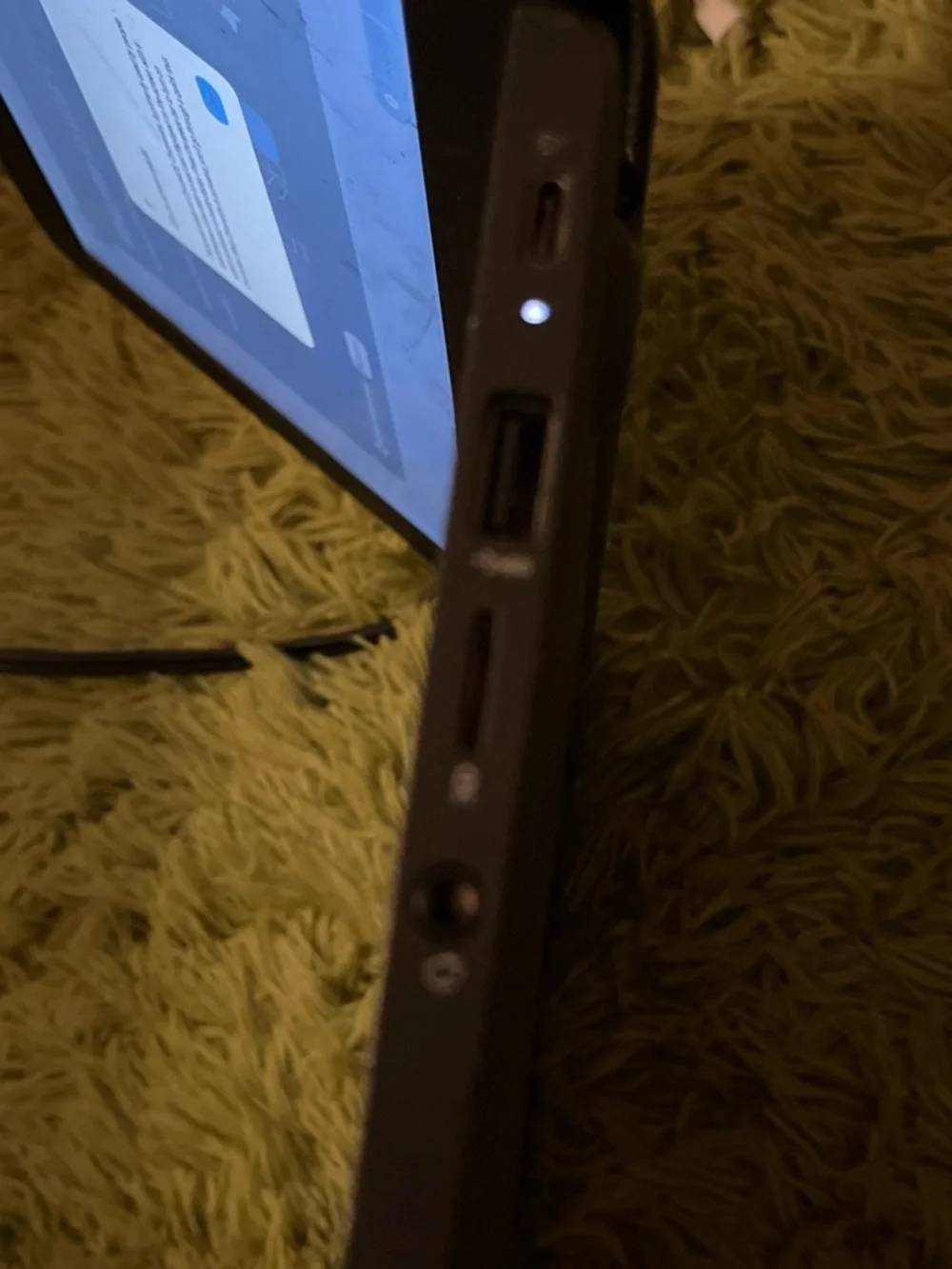 HP Chromebook Black with Chrome OS Logo